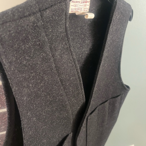 Filson Mackinaw Wool Vest - Picture 8 of 16